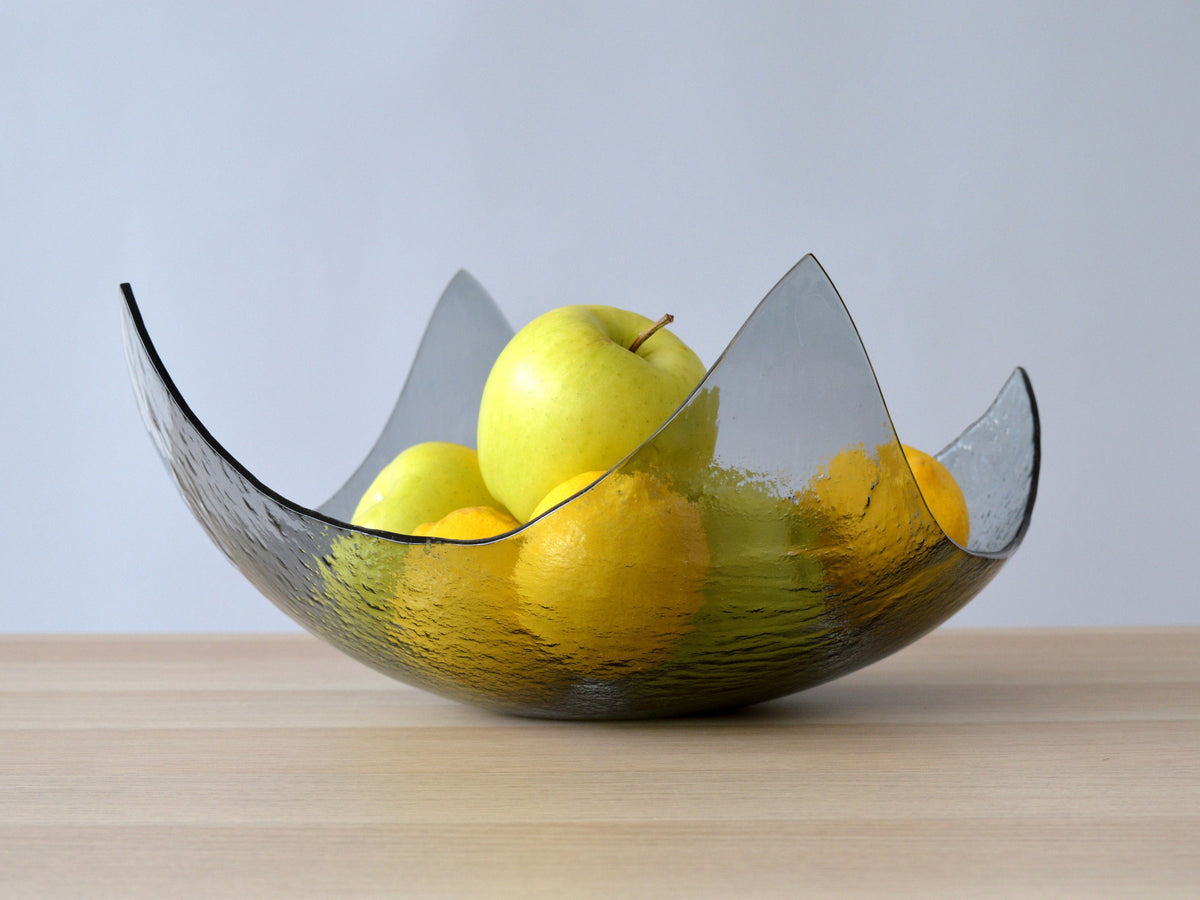 Luxury Modern Minimalist Hand Blown Glass Fruit Bowl with Metal