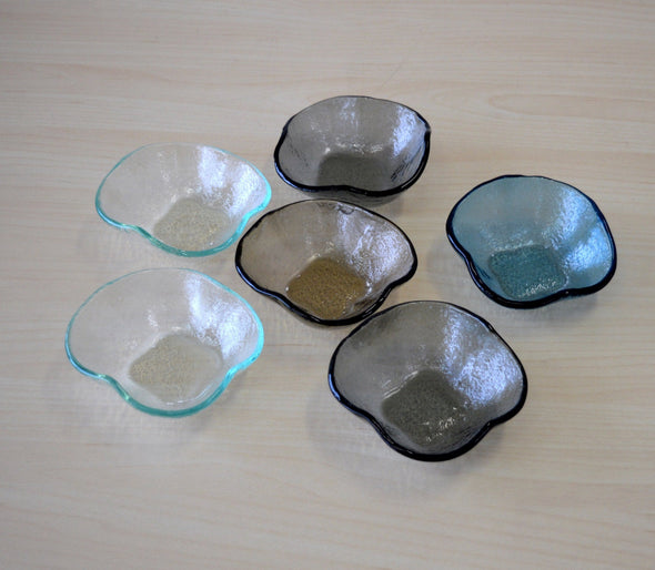 Set of Six Clover Shaped Small Dessert Bowls. Fused Glass Spice Bowls. Small Dessert Bowls